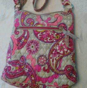 Vera Bradley Bags - Vera Bradley crossover Vera Bradley Bags - Vera Bradley crossover